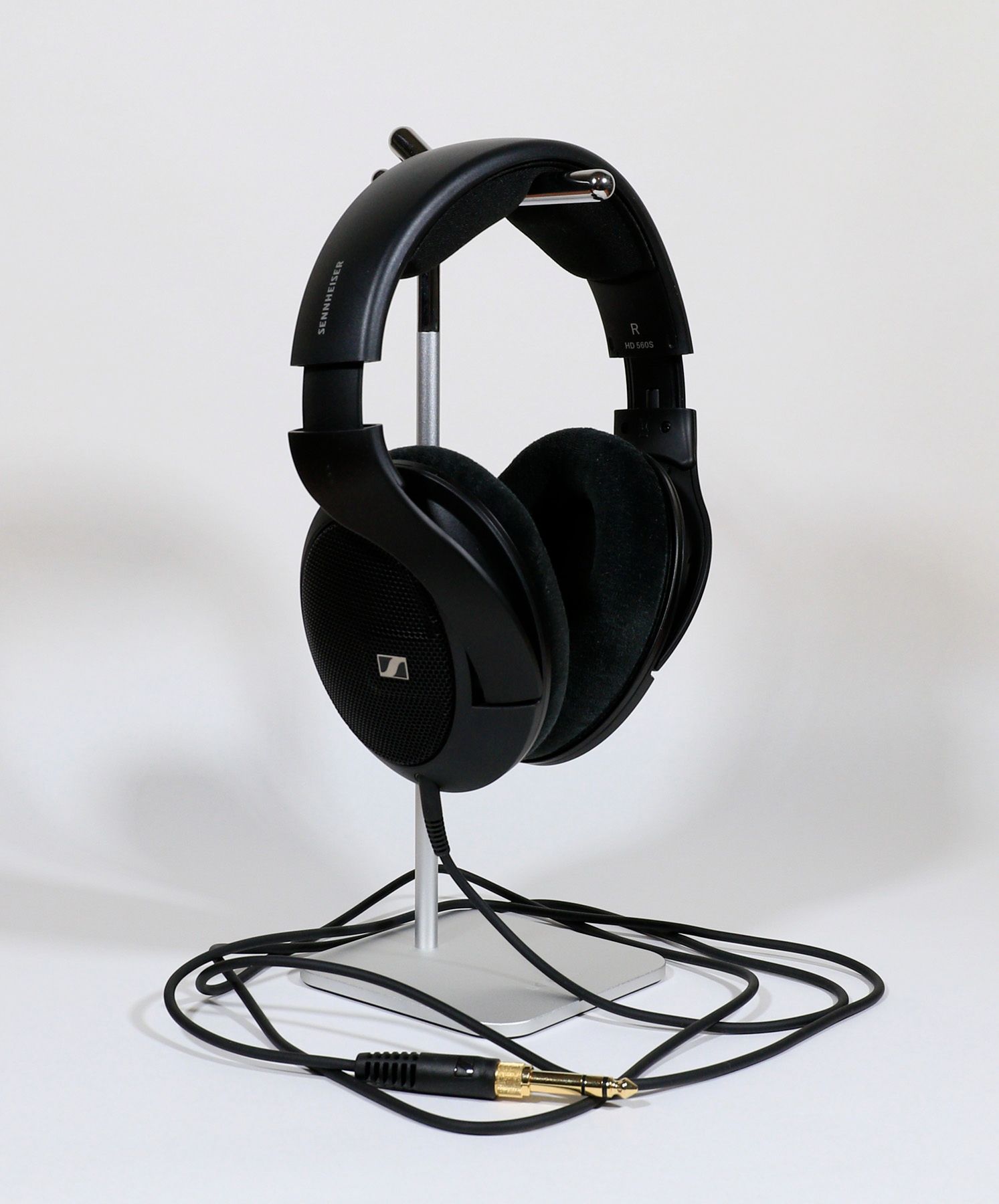 Наушники Sennheiser HD 560S — купить по низкой цене в интернет