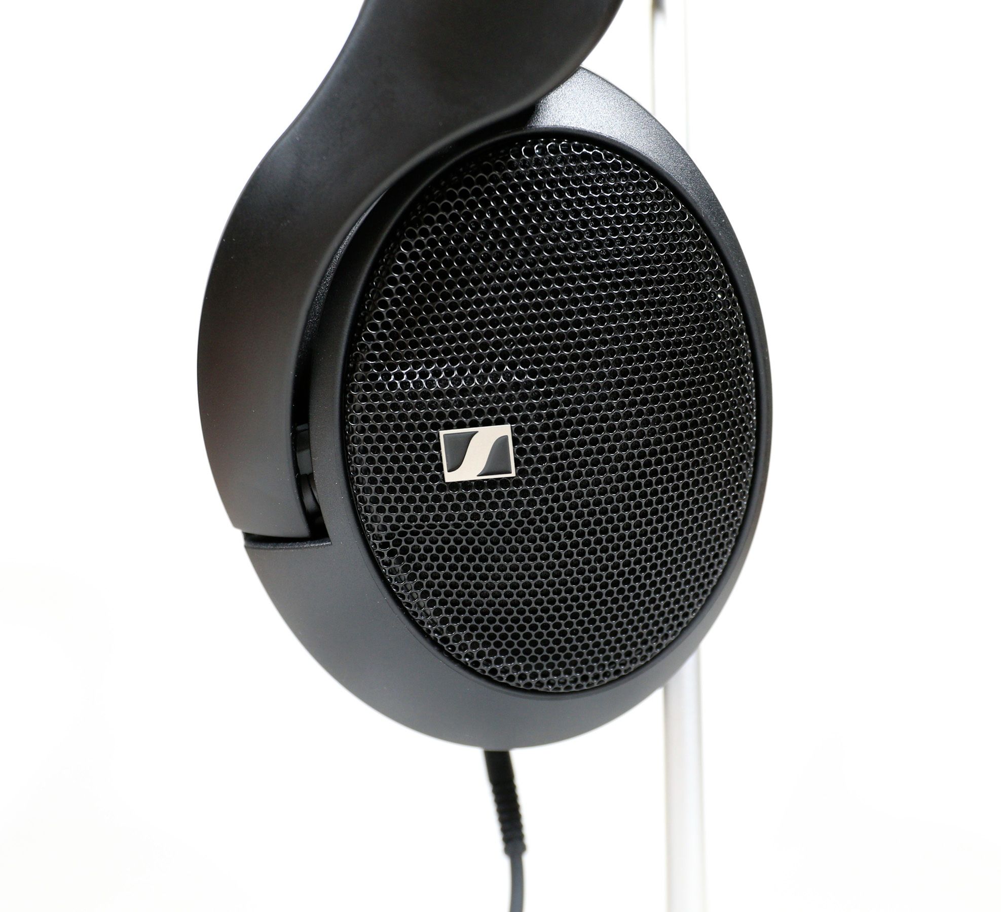 Наушники Sennheiser HD 560S — купить по низкой цене в интернет