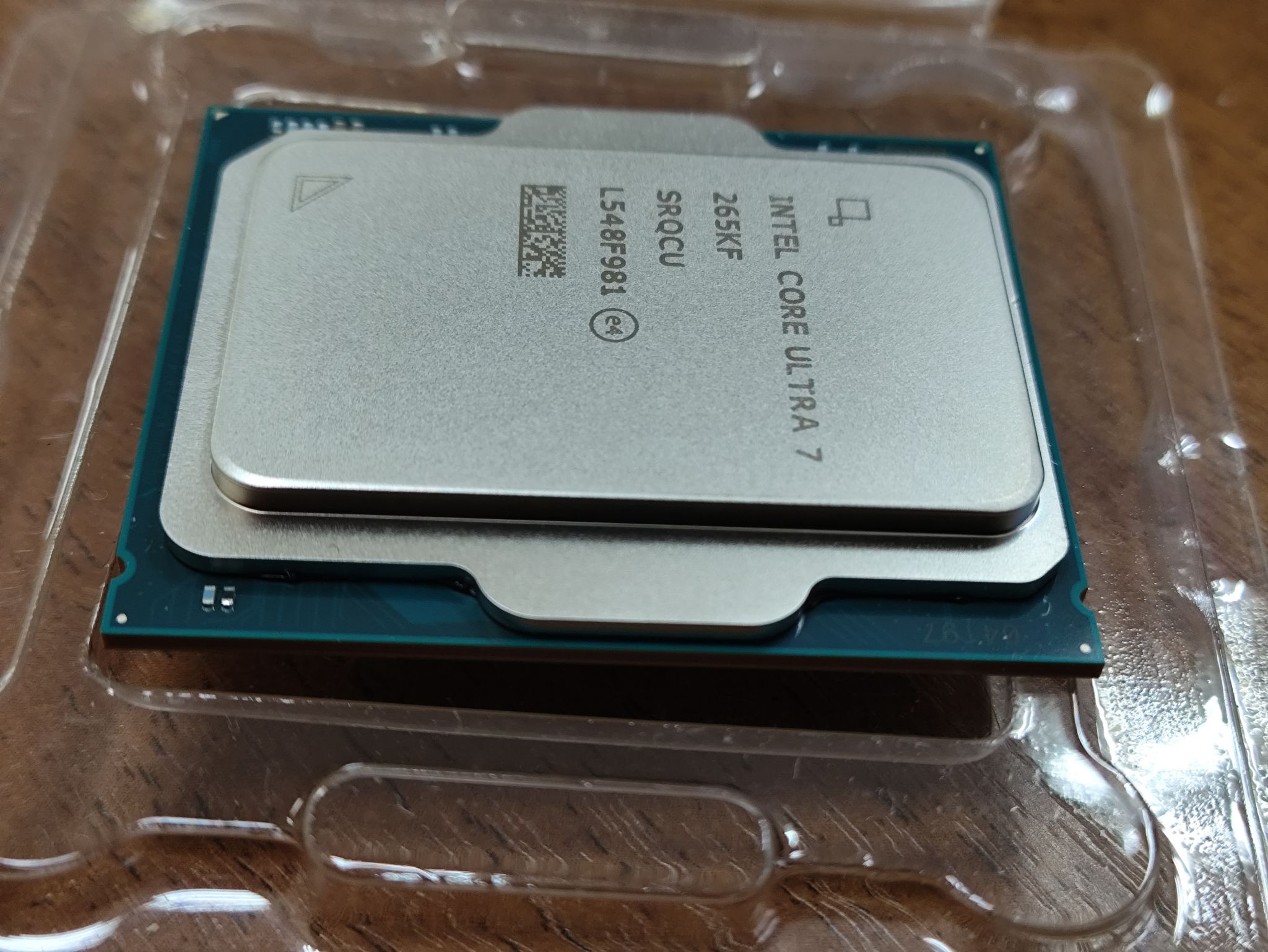 Процессор Intel Core Ultra 7-265KF LGA1851 OEM AT8076806410