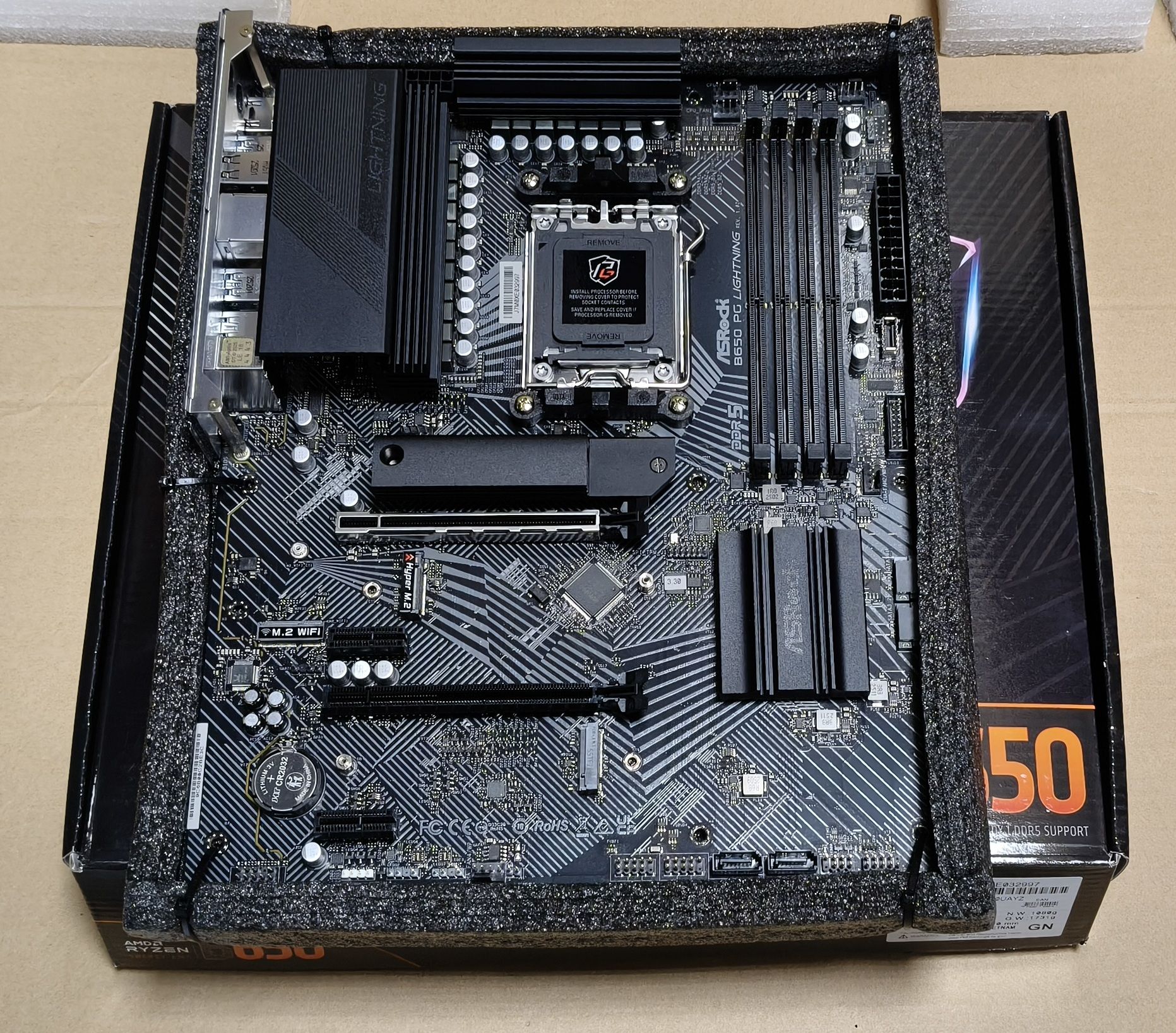 Материнская плата ASROCK B650 PG LIGHTNING (AM5, ATX) — купить по