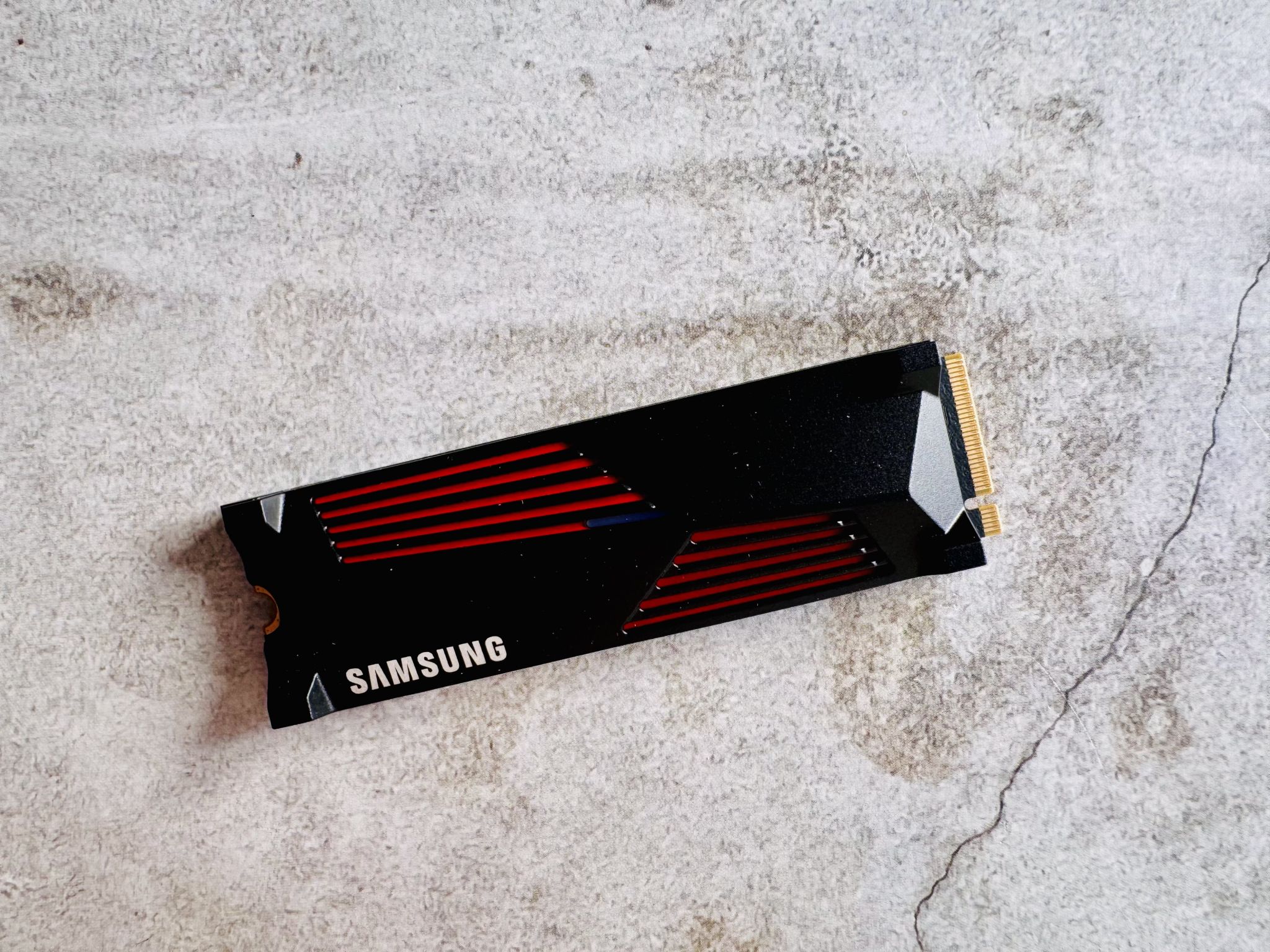 Samsung's 4TB 990 PRO SSD drops to $799 in early Black Friday sale