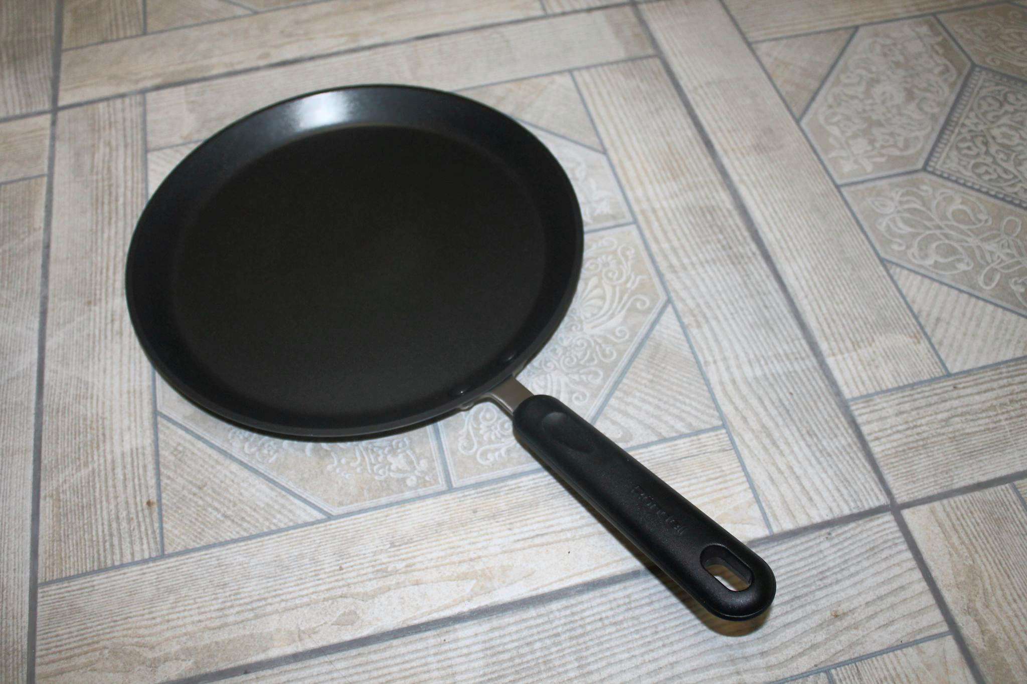 какая сковорода лучше для жарки. сковорода tefal talent pro 30 см. 1419 сковорода-гриль 26x4,2 см filigran rondell (gr). сковорода tefal 2100095878. сковорода с антипригарным покрытием 24 см f14324.