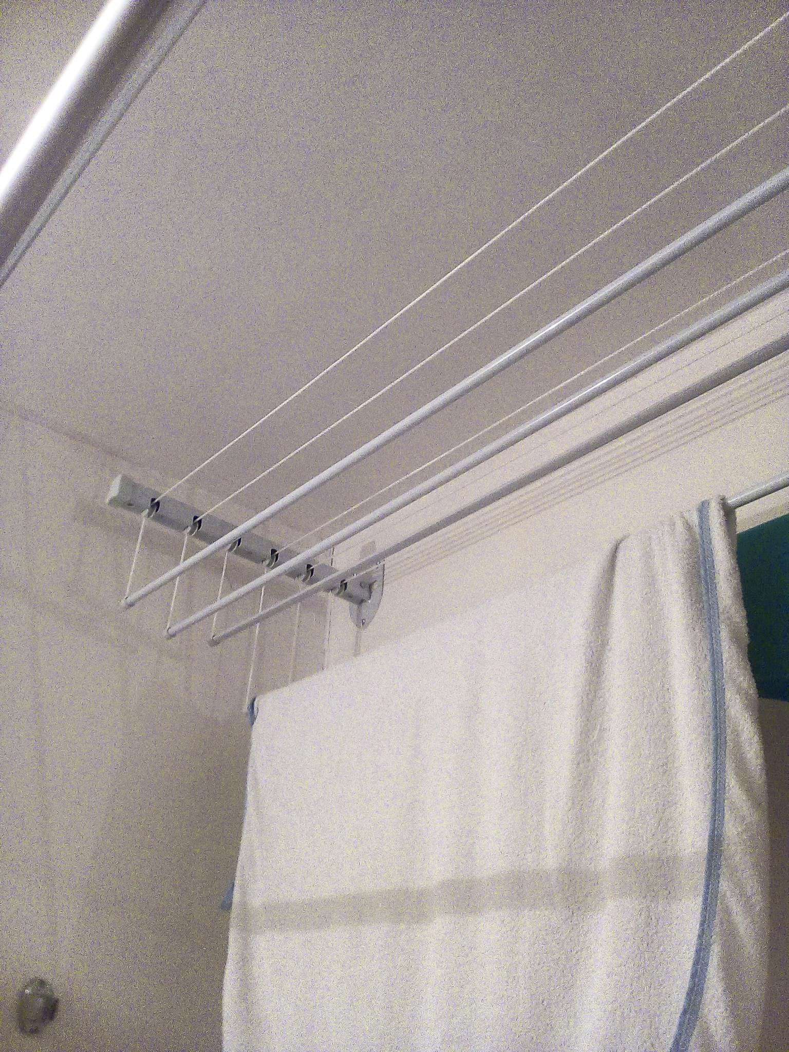 Веревки в ванну для сушки белья