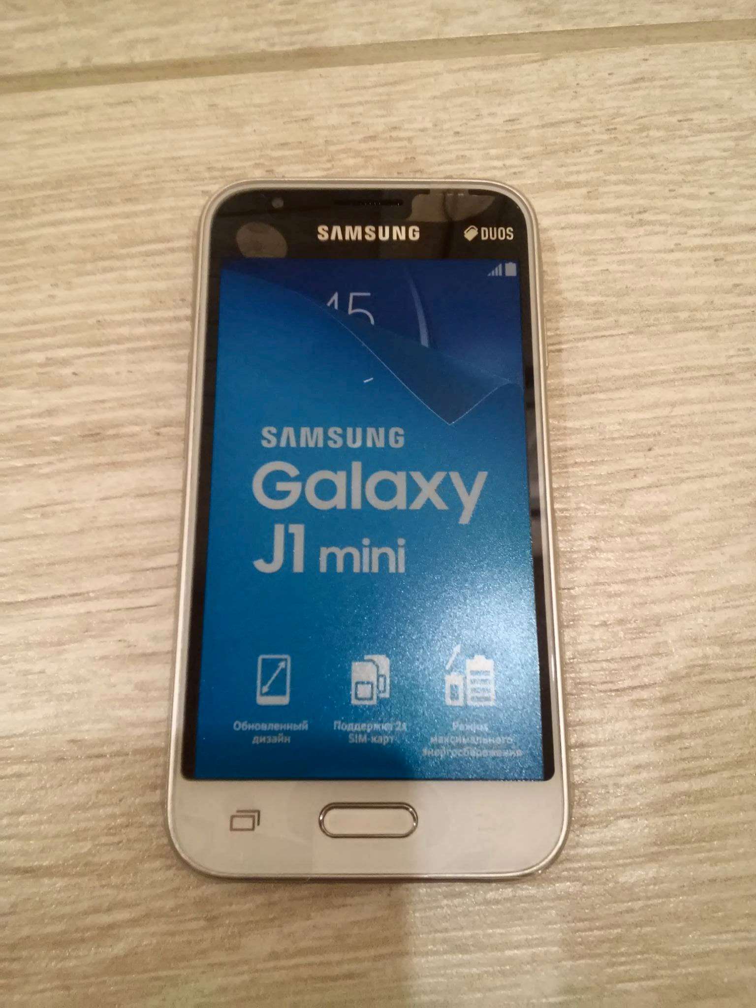 Купить галакси джей. Samsung Galaxy j1 Mini. Смартфон Samsung Galaxy j1 Mini SM-j105h. Самсунг галакси Джи 1 мини. Самсунггелакси ДДИ 1 мини.
