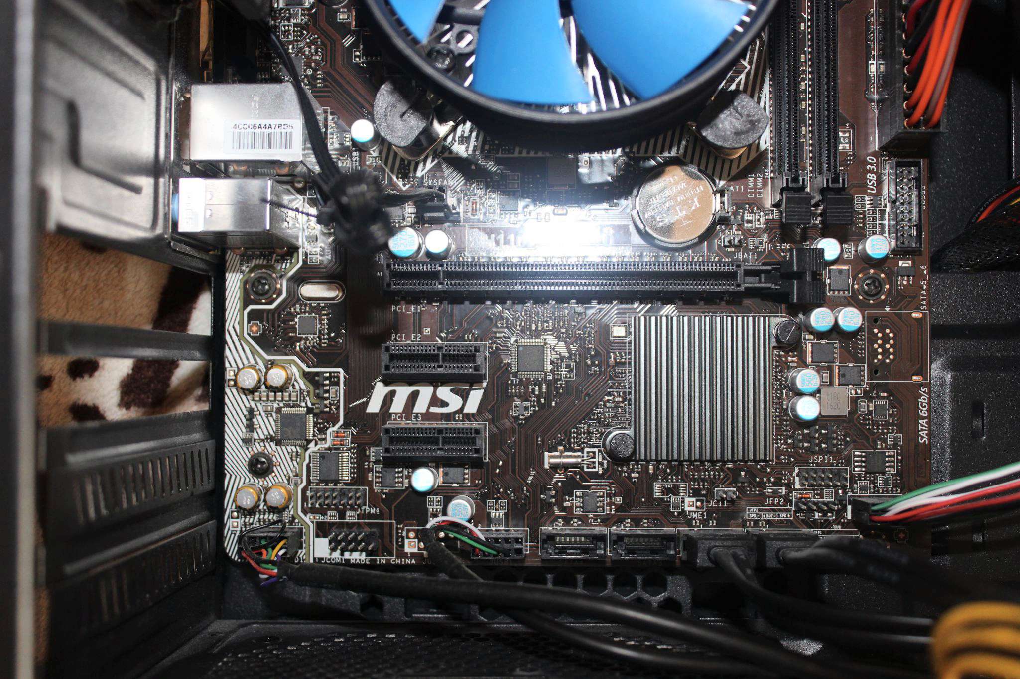 H110m pro vd