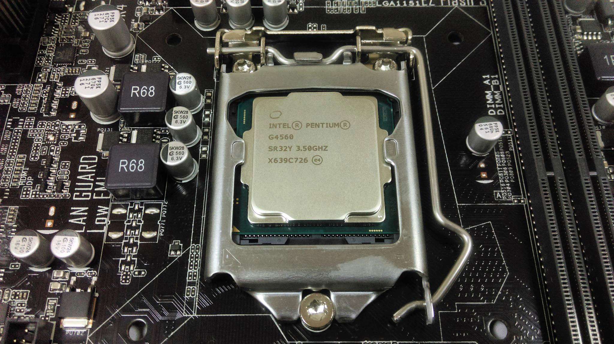 Intel r cpu g4560 3.50 ghz. Pentium g4560. Пентиум g4560. Процессор 1151 g4560. Intel Pentium g4560 lga1151.
