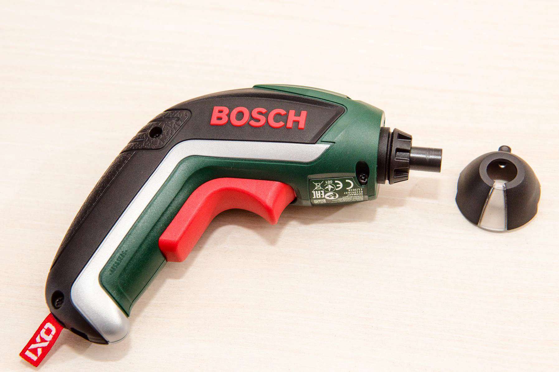 Отвертка аккумуляторная ixo. Отвертка Bosch IXO V. Bosch IXO Full 0603981022. Редуктор отвертки Bosch IXO 0603981023. Bosch IXO V Full.