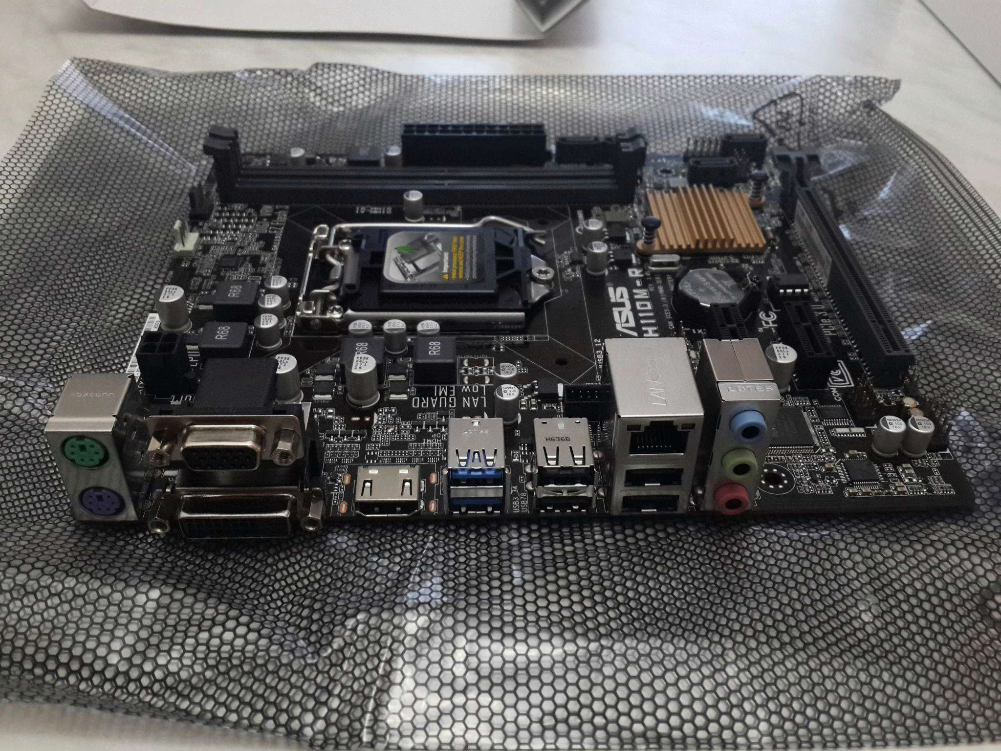 H110m r. ASUS h110m-r/c/si. Плата ASUS lga1151 h110m-r/c/si. ASUS h110m-r Rev 1.01. Мать ASUS h110m-r.