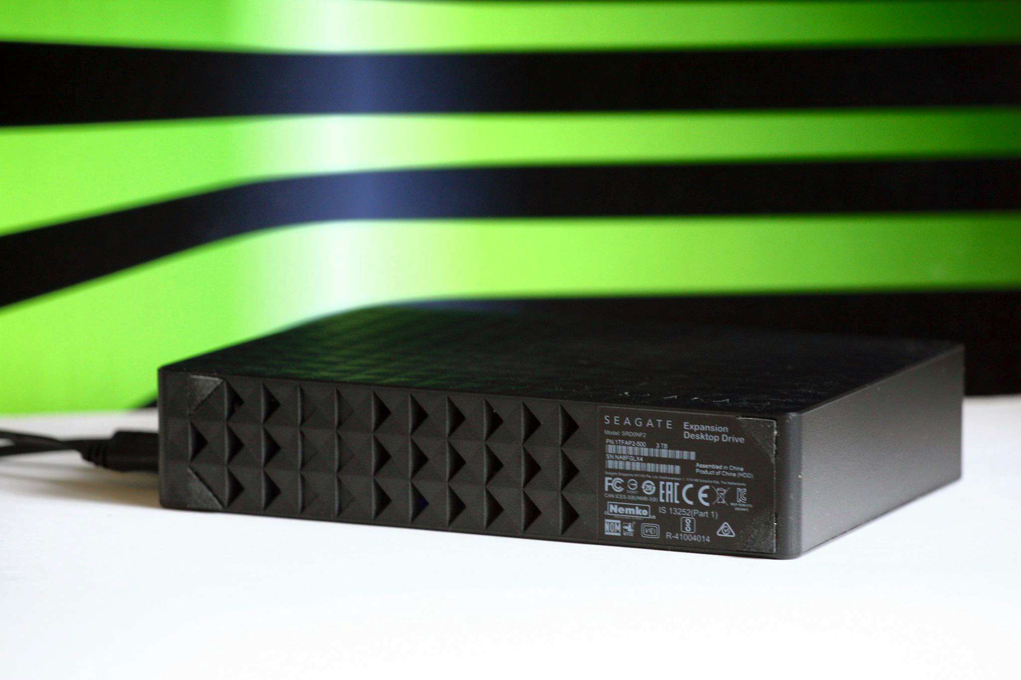 Seagate expansion desktop drive. Seagate expansion desktop drive