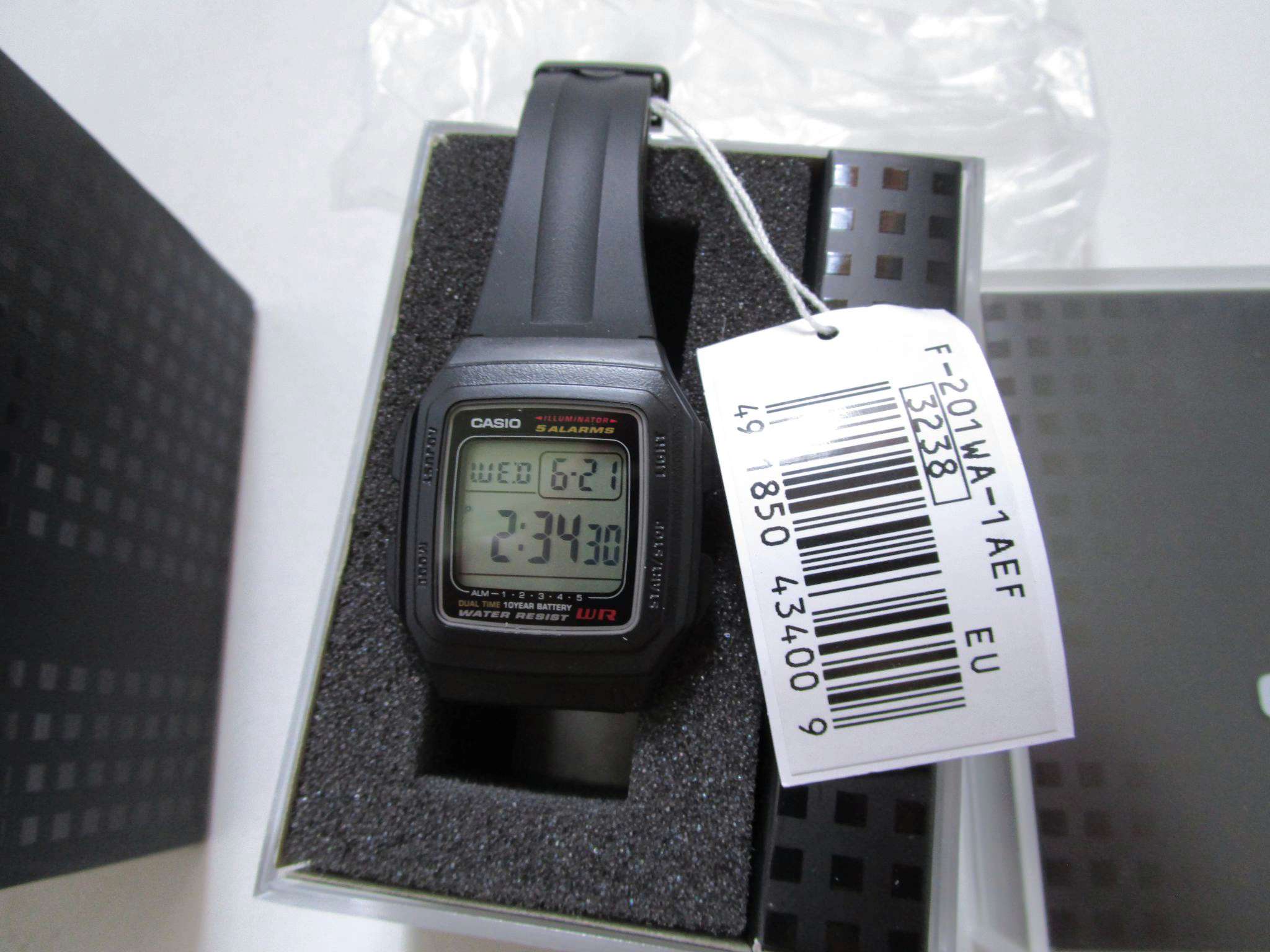 CASIO F 201WA 1A CASIO COLLECTION