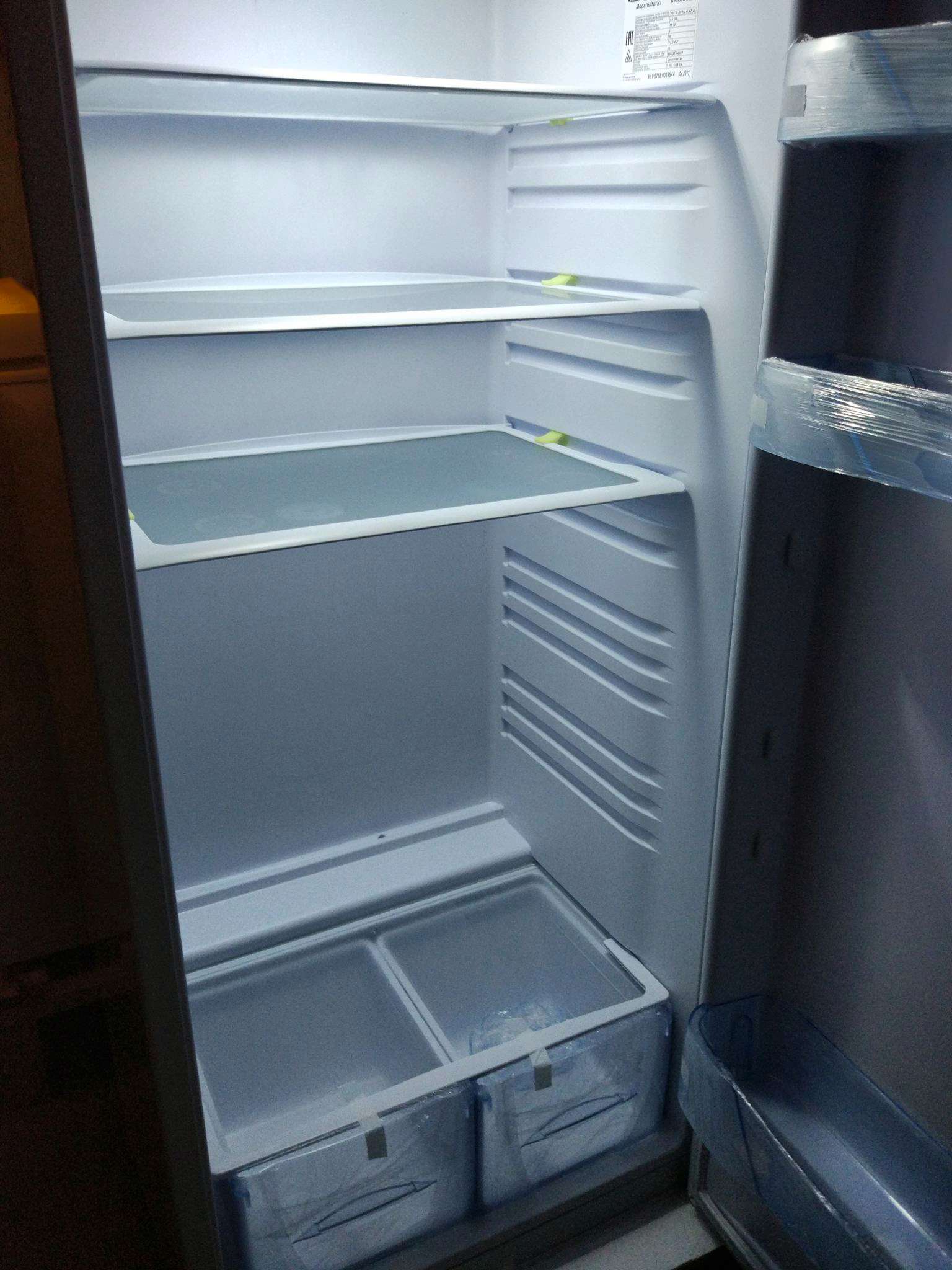 Холодильник Бирюса б-542